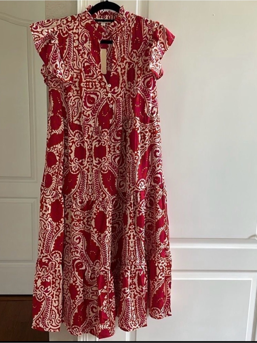 entro Paisley Tiered Midi Dress